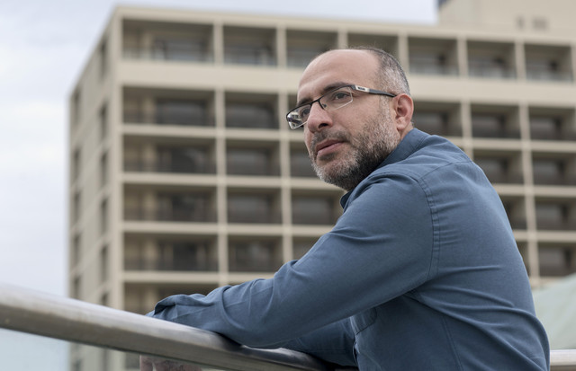 Thomas Sarbacher liest Yavuz Ekinci